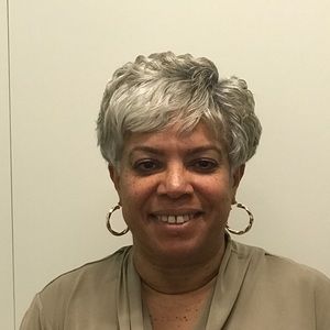 Meet your Posher, Yvette